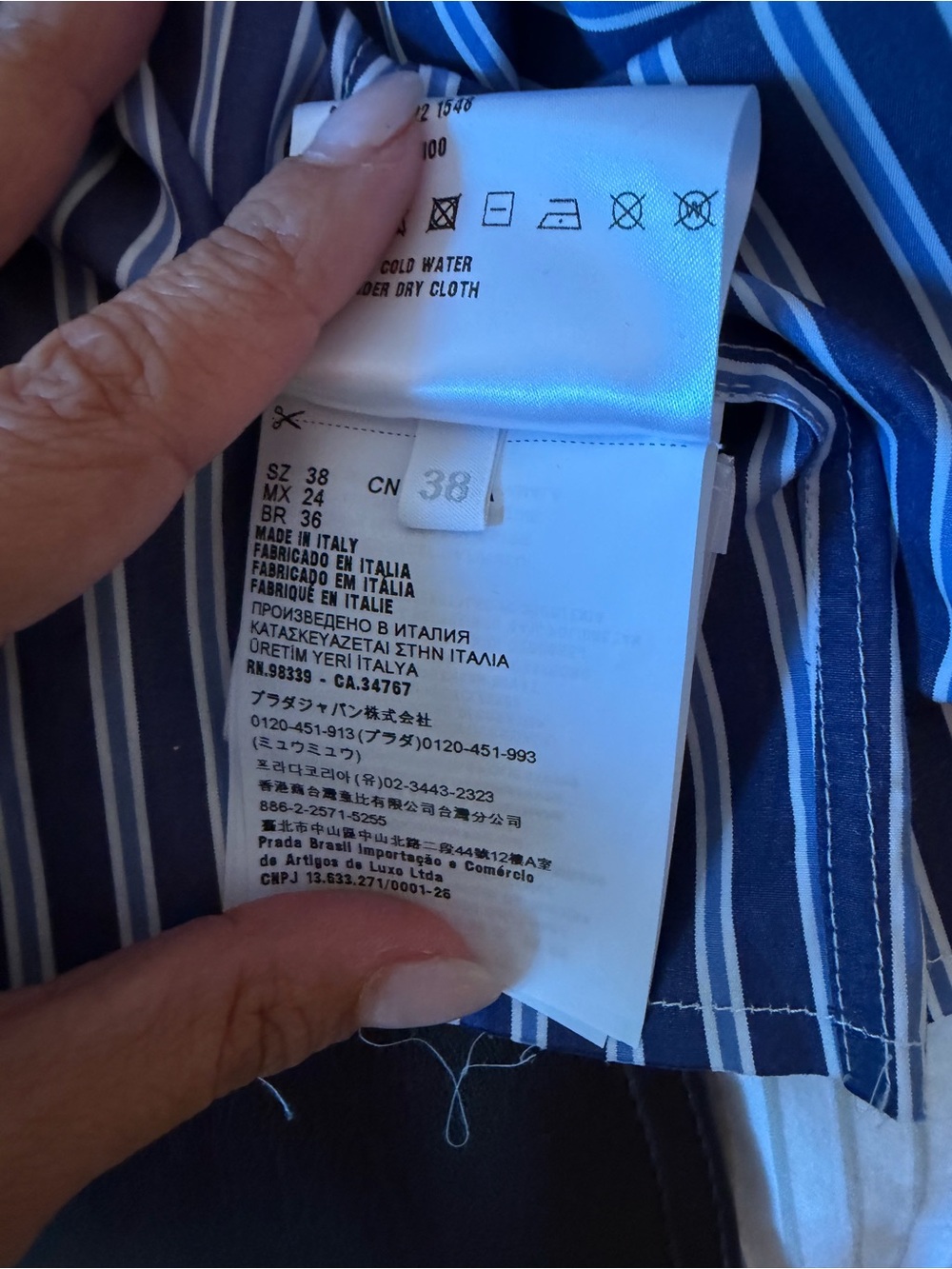 Authentic MIU MIU
Faux Leather-Patch Striped Cotton-Poplin Shirt - Picture 4 of 7